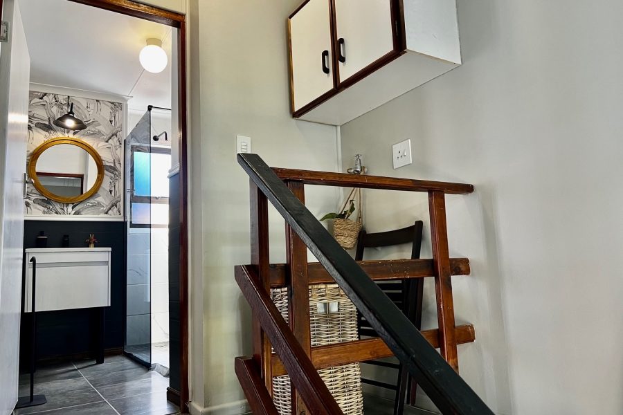 2 Bedroom Property for Sale in Heatherlands Western Cape